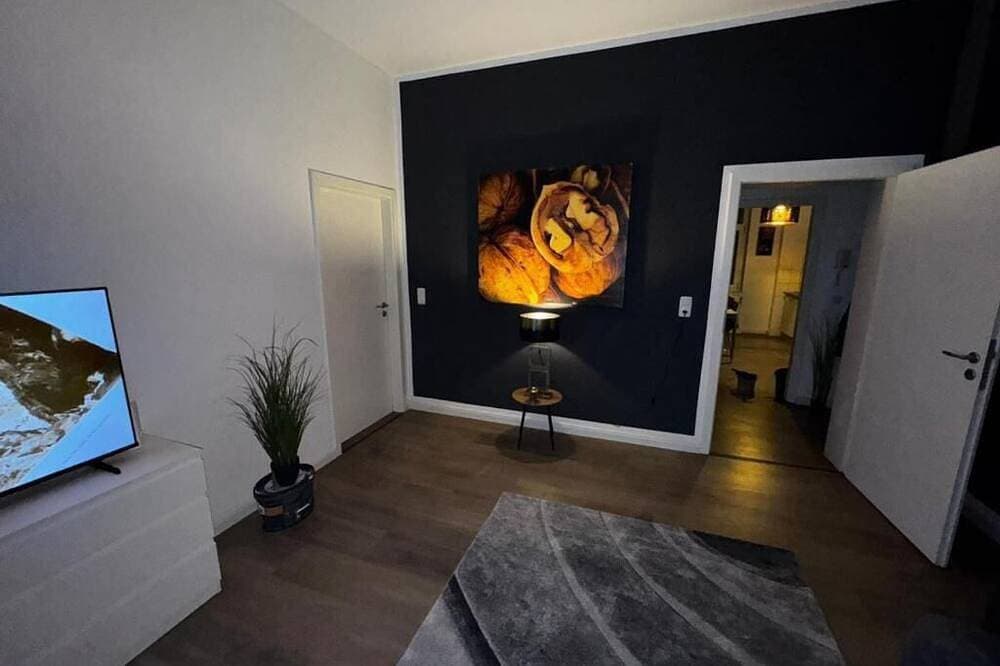 Komfort plus mit reichlich Platz, gratis WLAN, Netflix 1