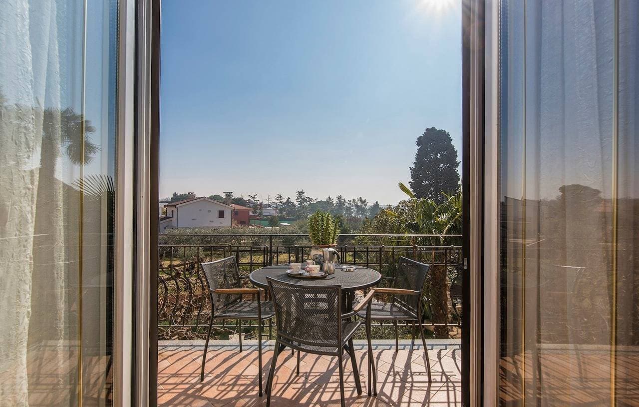 Foto 8 von 30: Apartment Orzan mit Balkon und Meerblick III