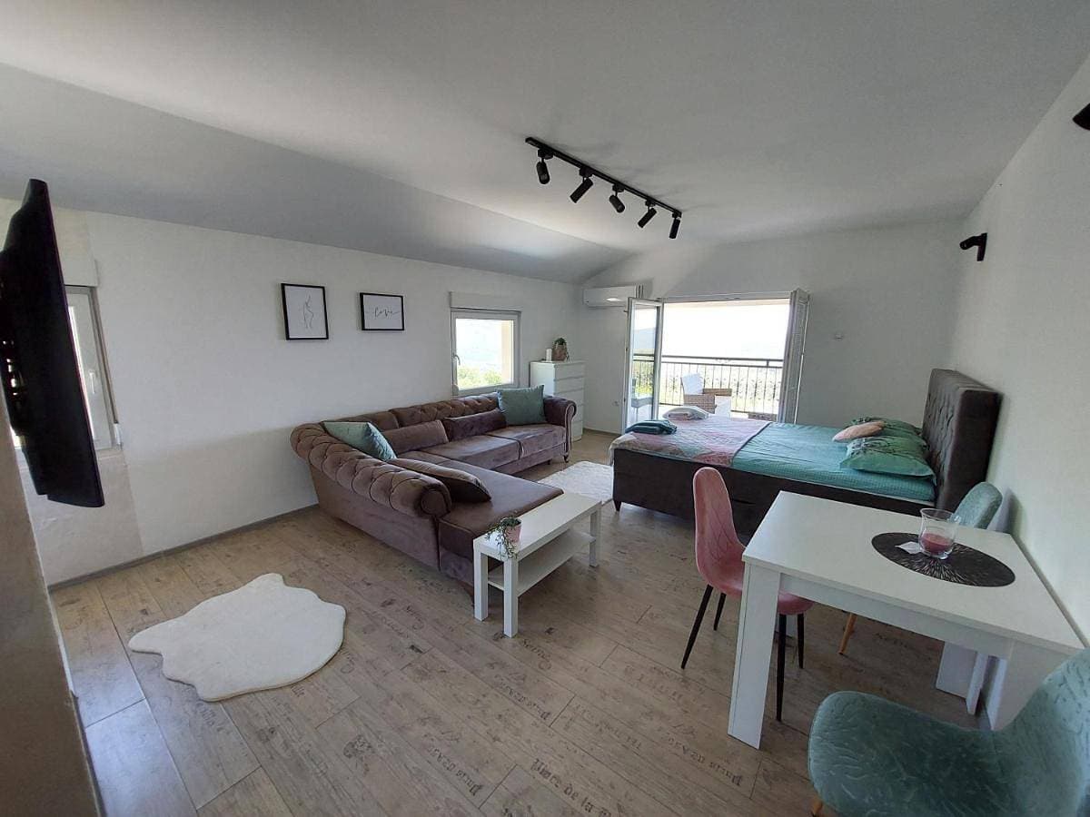 Foto 5 von 19: One-Bedroom Apartment