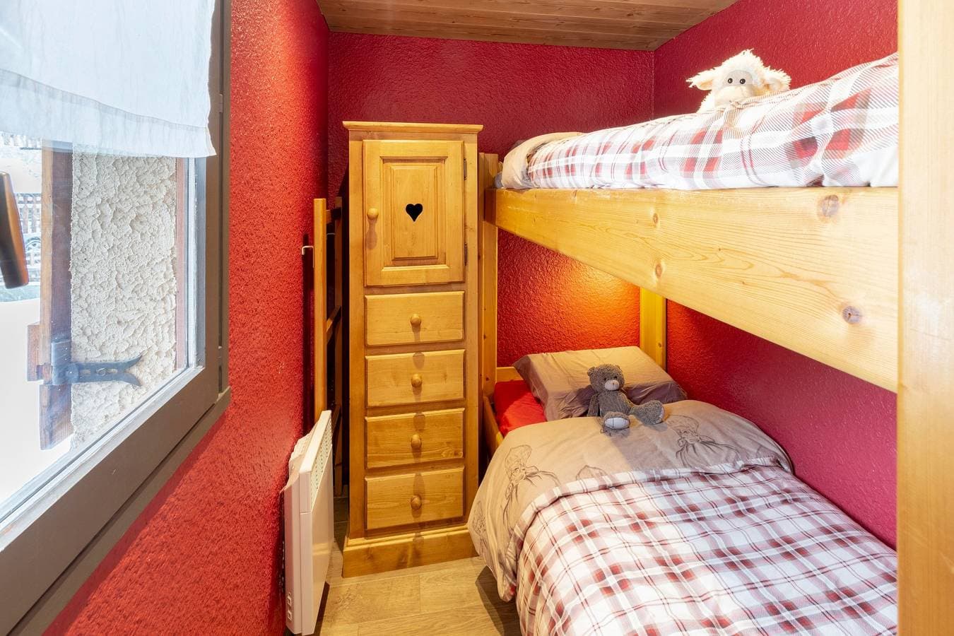 Foto 8 von 12: Ferienwohnung für 5 Personen mit Balkon