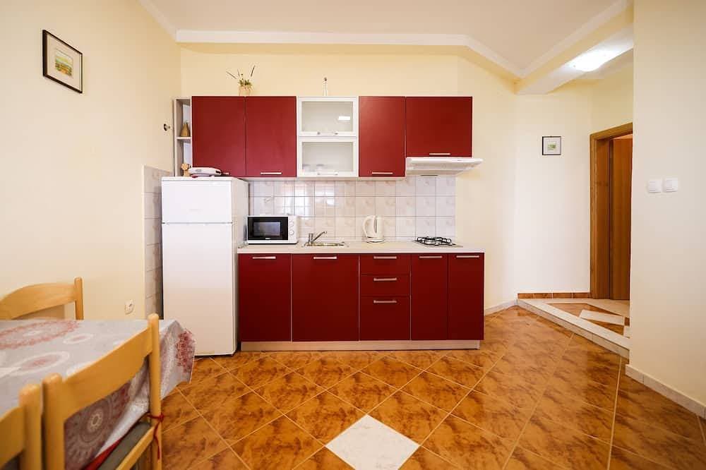 Foto 6 von 11: 1-Zimmer-Ferienwohnung mit Terrasse Kozjaca, Paklenica