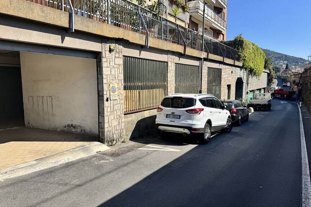 Foto 11 von 18: [Privatparkplatz] 300m vom Meer, Zentrum Alassio