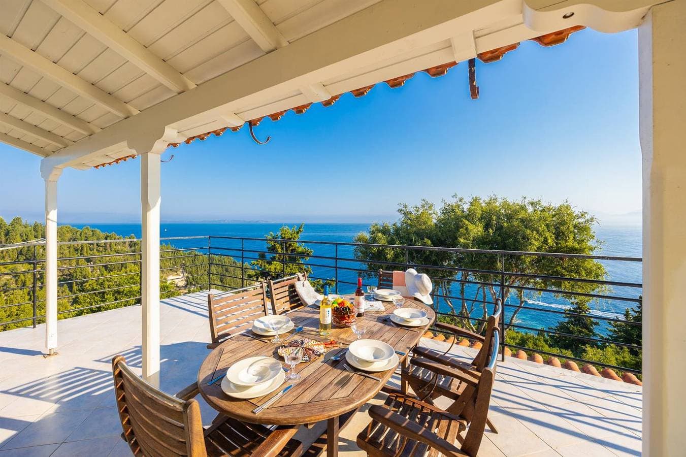 Foto 8 von 50: Villa für 10 Personen mit Terrasse