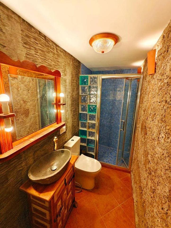 Foto 12 von 15: Double Room with Shared Bathroom
