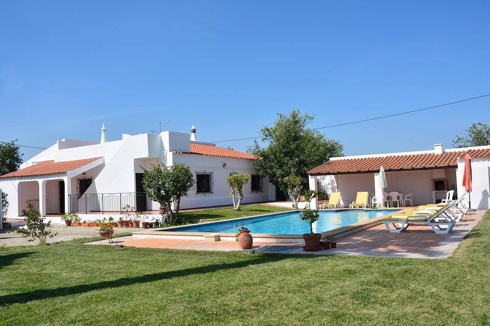 Villa mit privatem Pool / Wi-Fi / tierfreundlich 1