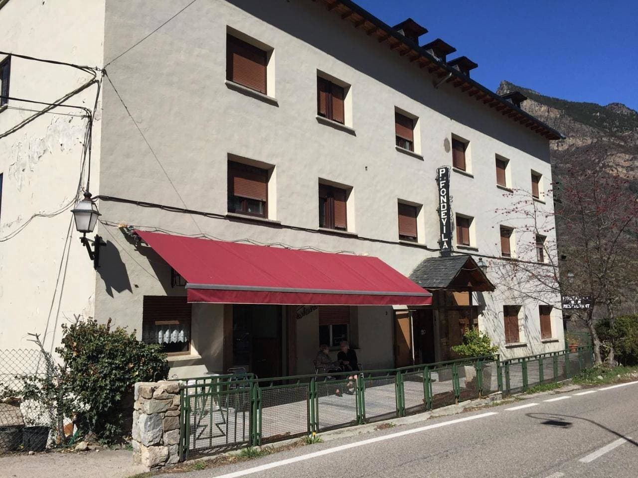 Hostal Fondevila 1