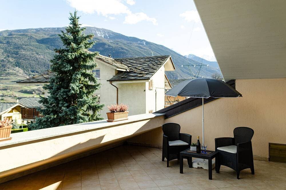 Sarre Skyline Apartment - Relaxation in Aosta Valley 1