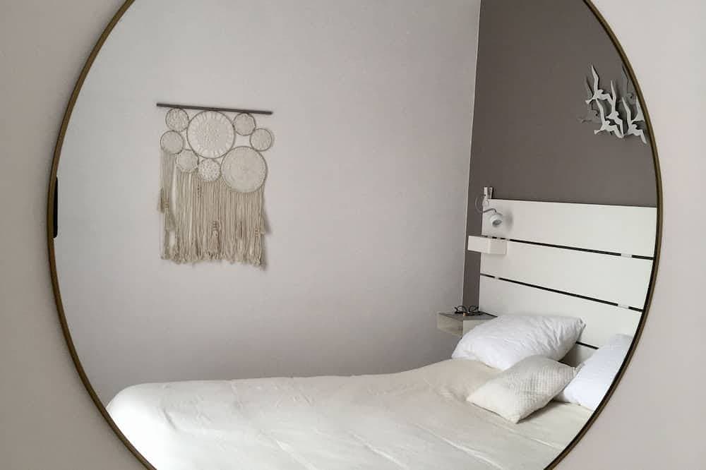 Foto 2 von 21: 64 m2 2 Schlafzimmer 3 Minuten zu Fuß vom Strand, Ruhig, Klimaanlage und WLAN