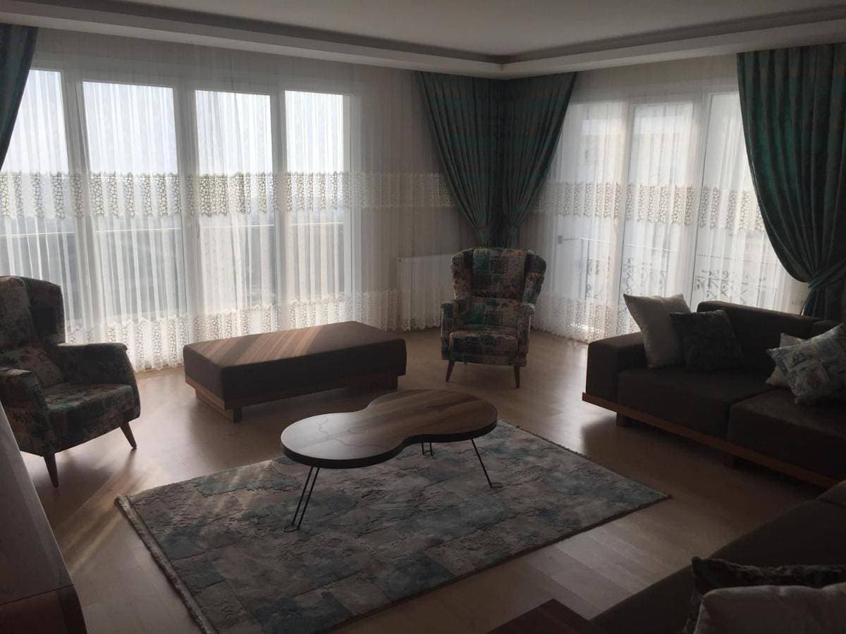 Foto 5 von 16: Three-Bedroom Apartment
