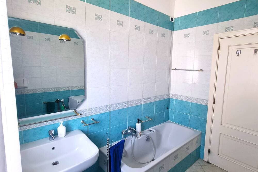 Foto 8 von 28: Alisea - rooms in villa with pool and free parking