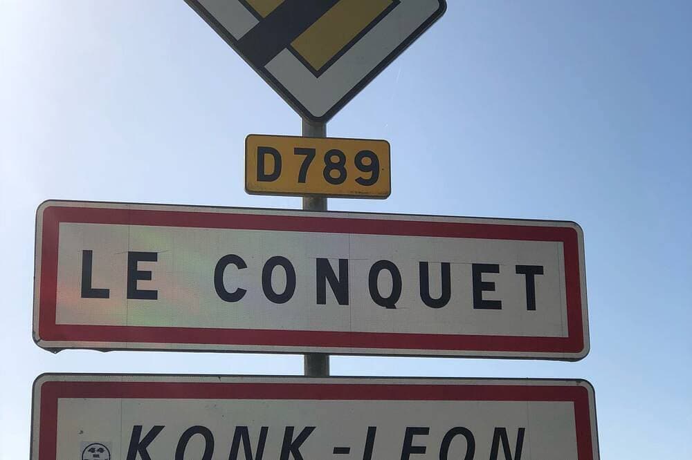 Foto 10 von 24: The Conquet weiße Sablons