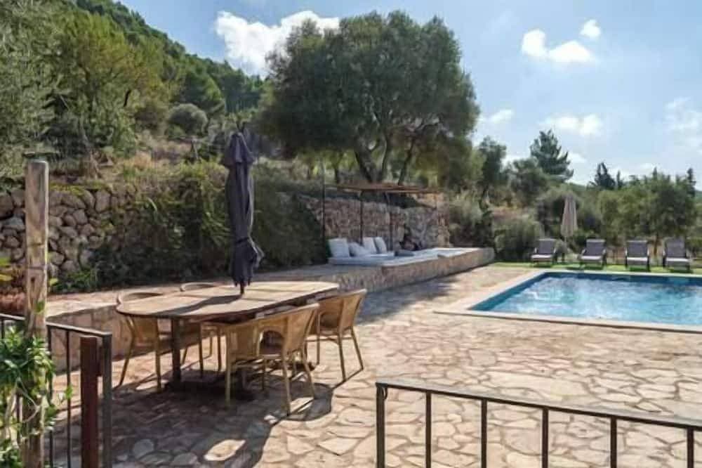 Lovely family house near Esporlas Na Servera 1