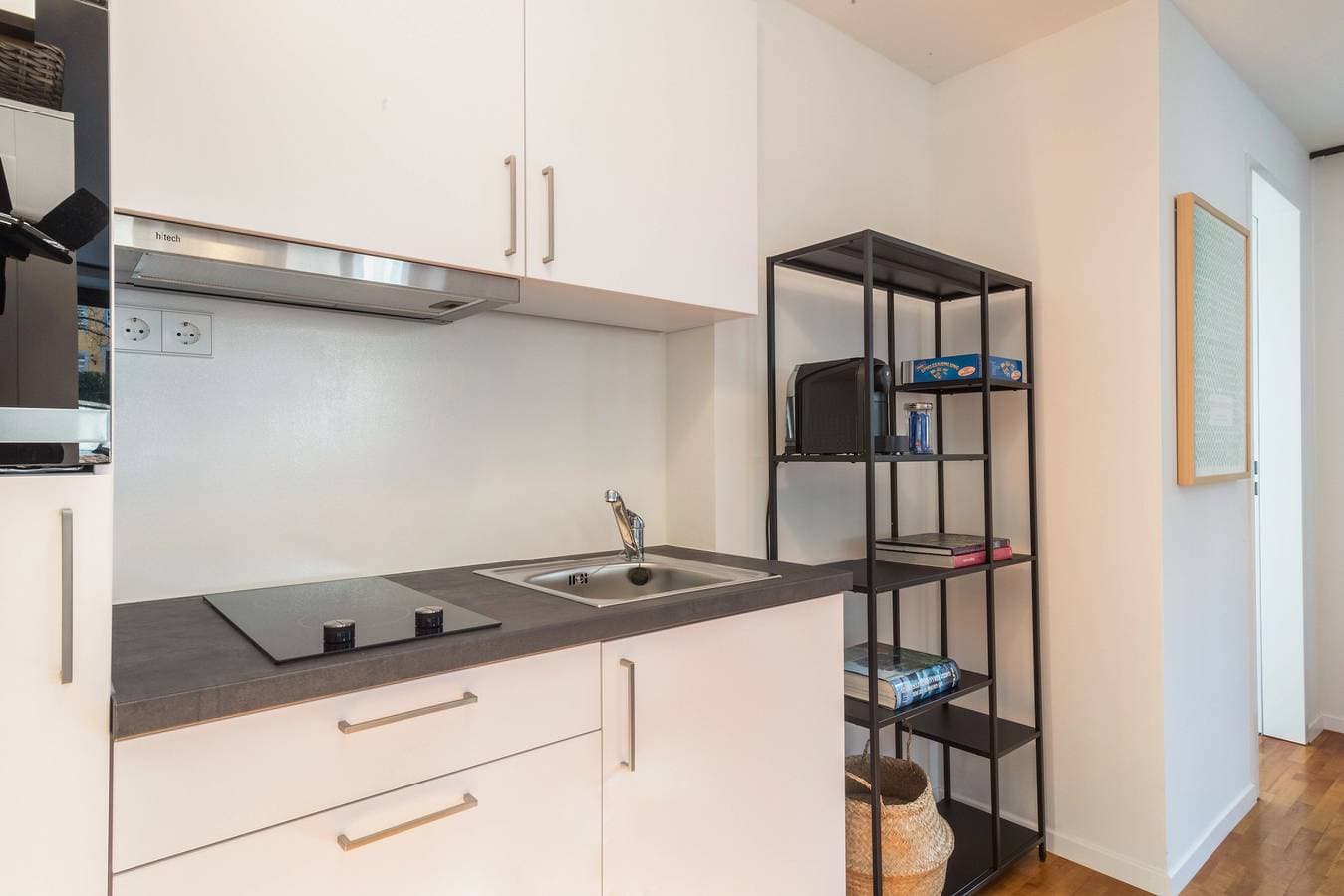 Foto 5 von 25: Modernes Einzimmer-Appartement Nr. 12 mitten im Stadtzentrum mit WLAN