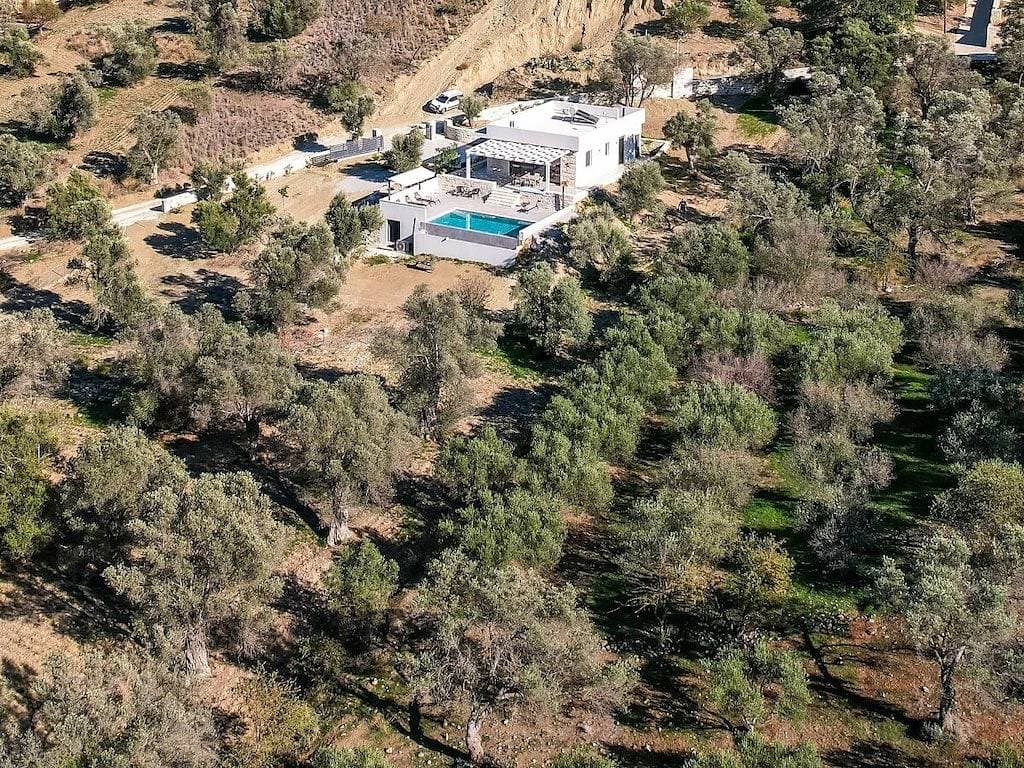 Foto 2 von 19: Villa in Pitsidia mit Schwimmbecken