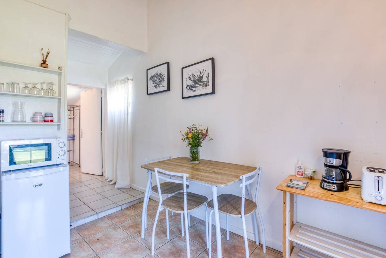 Foto 8 von 25: 'Mas des Cypres - Mazet 9' mit privater Terrasse, Gemeinschaftsgarten und WLAN