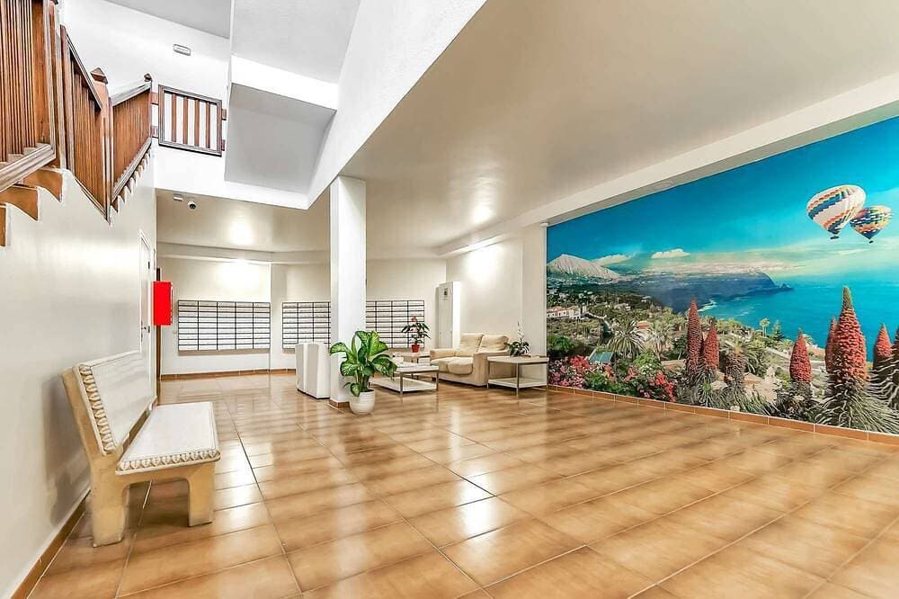 Foto 8 von 21: Brand new apartment in Parque Royal Pool WIFI