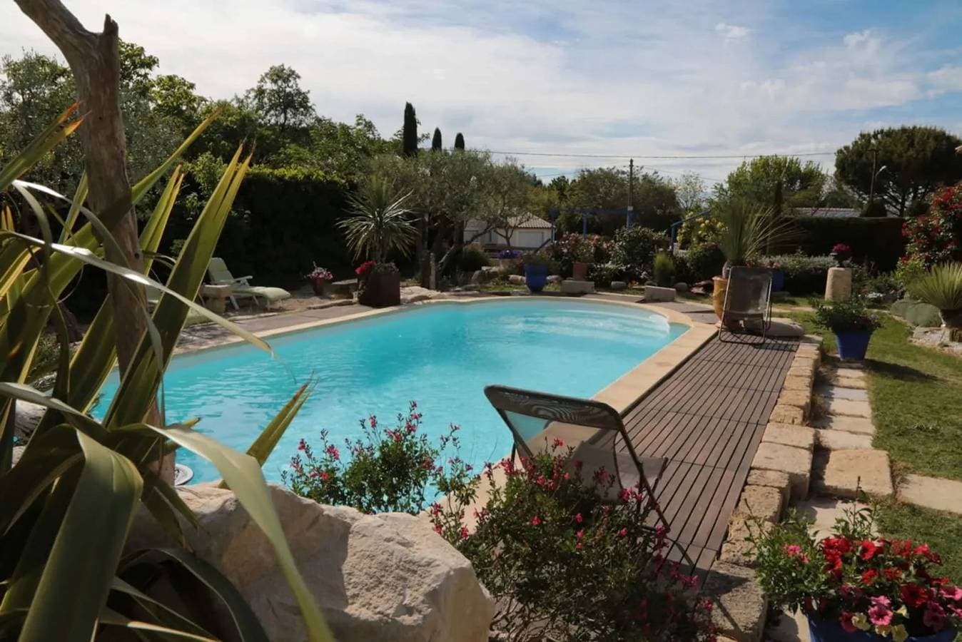 Frei stehendes Haus mit privatem Pool in Beauvoisin 1