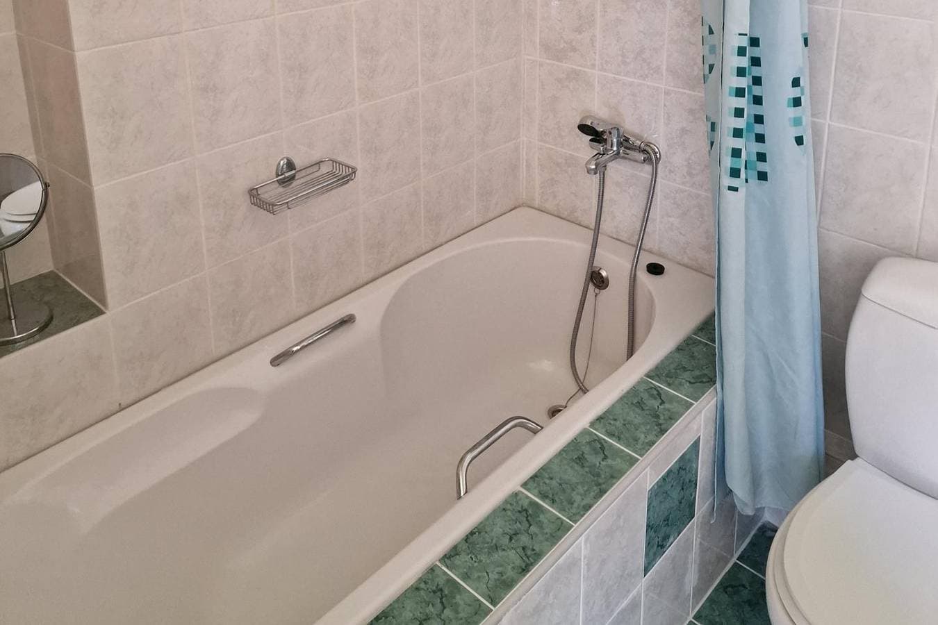 Foto 13 von 34: Villa für 7 Personen mit Balkon