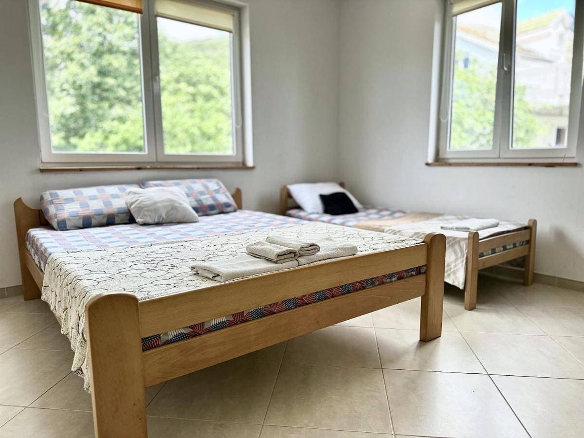 Foto 5 von 13: Triple Room with Garden View