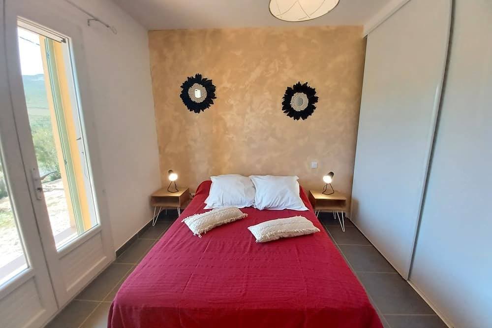 Foto 7 von 30: Air-conditioned apartment, heated pool, wifi, 2 bedrooms, 7 min beach, 1 min river