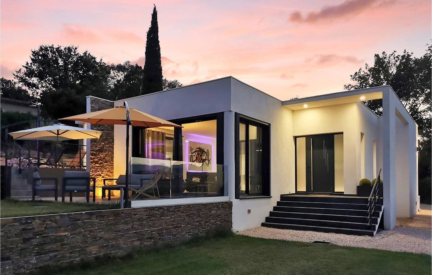 Foto 4 von 44: Luxuriöse 2BR Wohnung mit Pool und Parkplatz - Montauroux