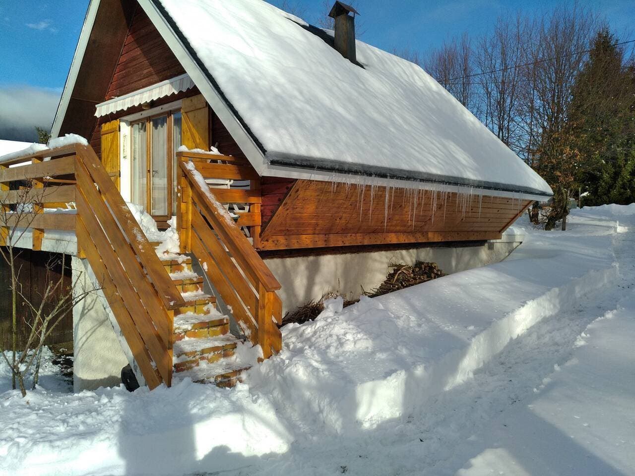Charmantes Chalet in Autrans, 50 m², Nähe zu Bergen und Garten 1