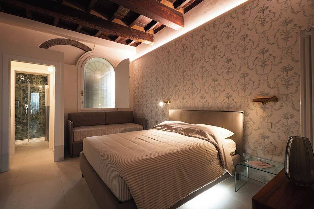 J&B Imola Home – Apartment in Imola's historic center 1