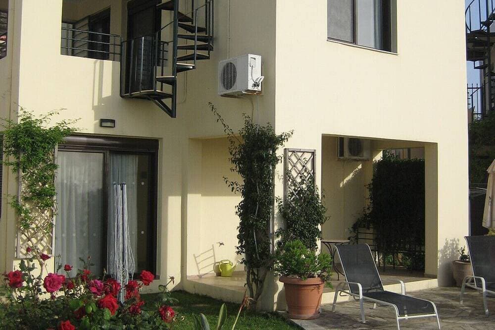 Foto 8 von 30: Kokkino Chorio Superb Freistehende Villa mit großem Gemeinschaftspool, atemberaubendem Meerblick und WLAN