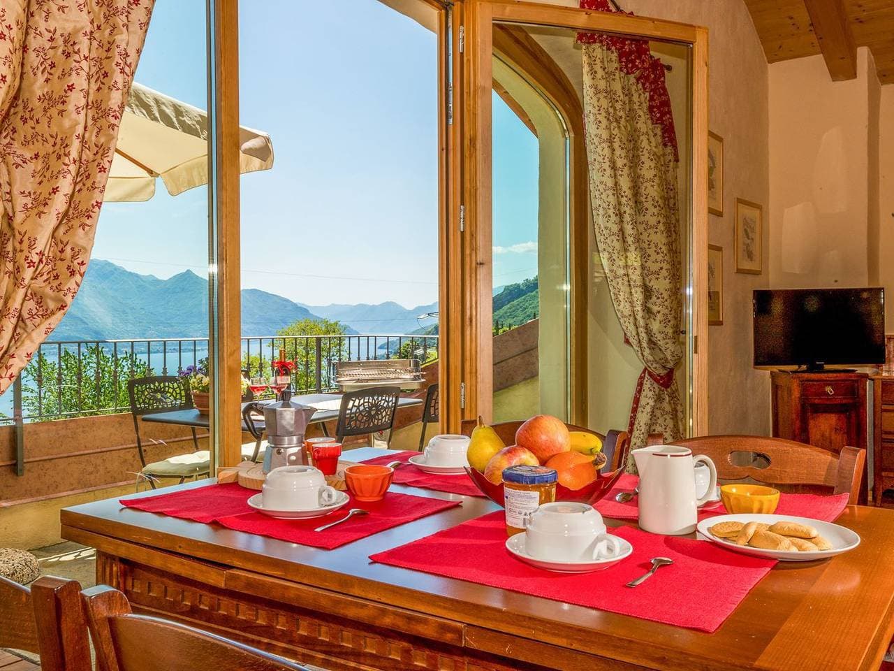 Foto 7 von 32: Frasca Ferienwohnung mit Pool