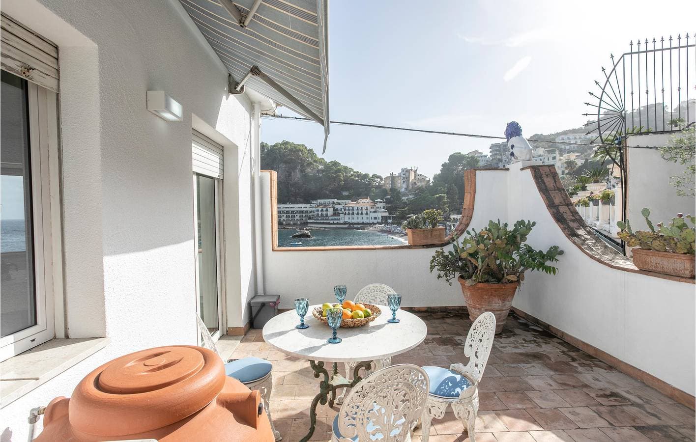 Foto 6 von 25: Charmante 70qm Wohnung: A/C, Terrasse, 600m zum Strand