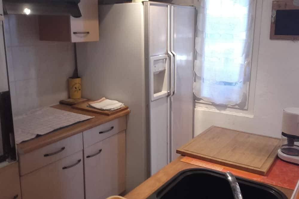 Foto 7 von 14: Unabhängiges Studio im Erdgeschoss in Grundstück mit Parkplatz