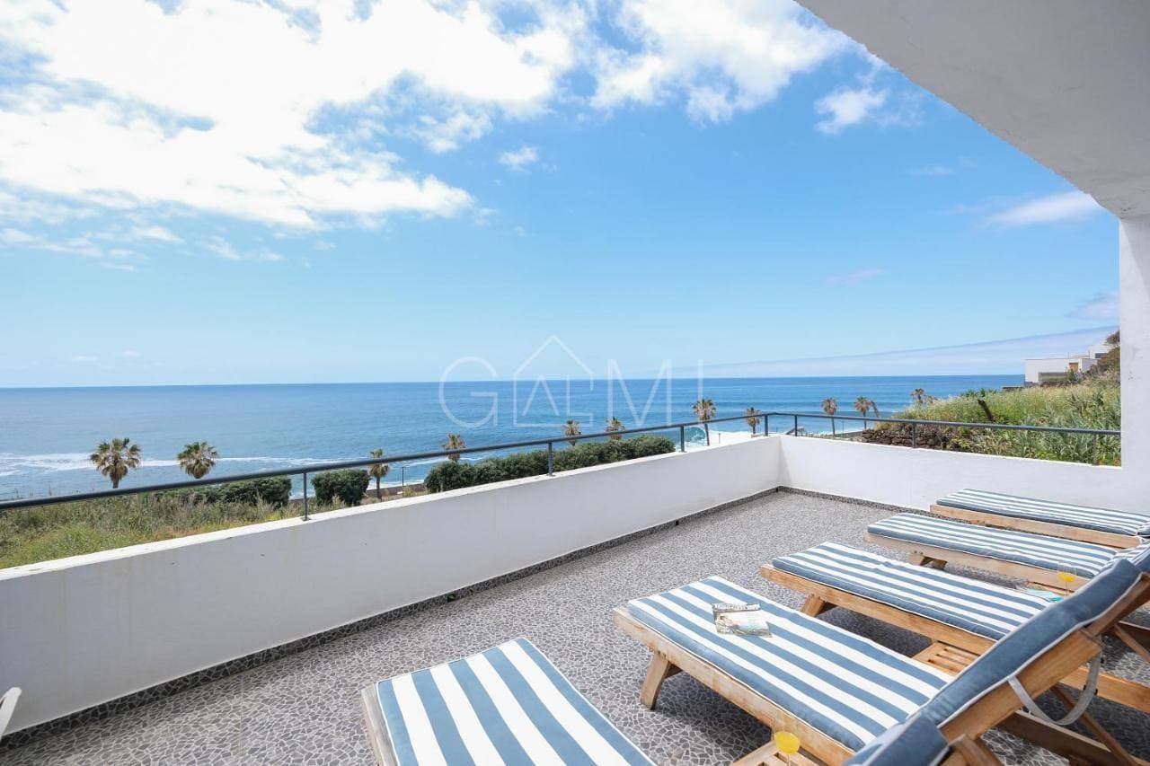 Esterinha's Ocean Apartment by GALMI 1