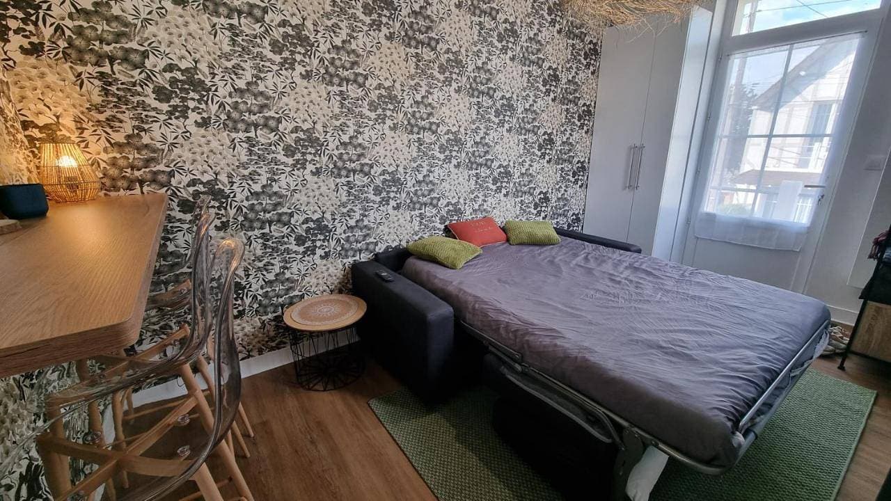 Foto 10 von 16: One-Bedroom Apartment with Balcony