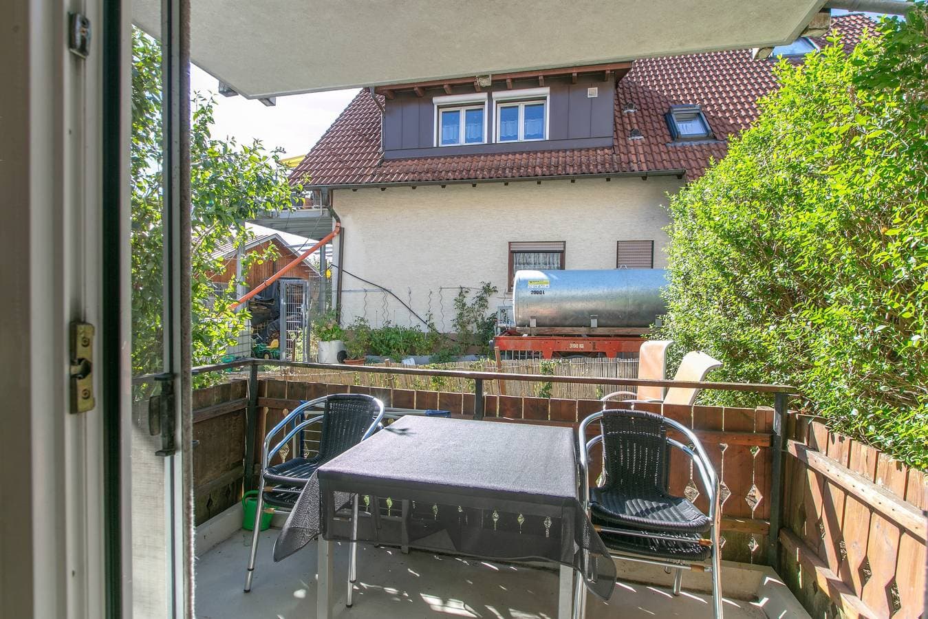 Foto 3 von 21: 2-Zimmer-Wohnung im Grünen bei Rheinfelden-Adelhausen, Terrasse & Garten