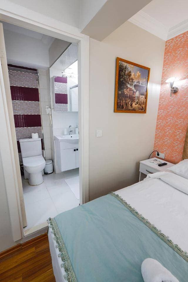 Foto 6 von 27: Large Double Room