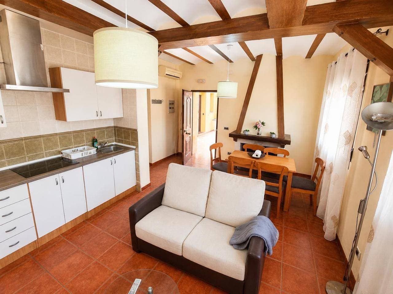 Foto 9 von 16: Two-Bedroom Family Apartment