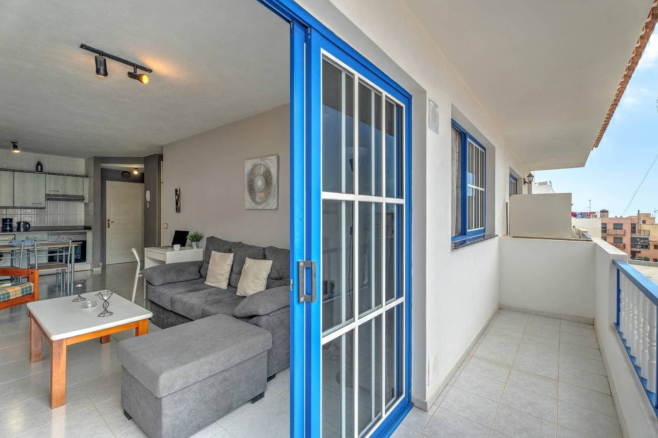 Foto 4 von 21: Ferienwohnung 'Retama' mit Meerblick, privater Terrasse und WLAN