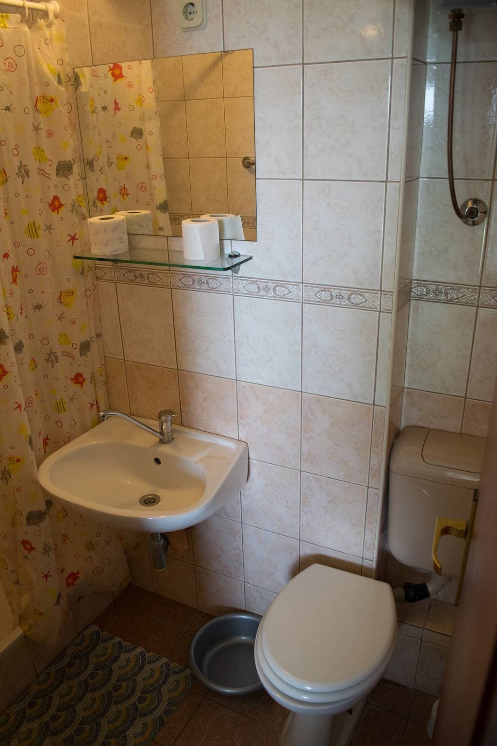Foto 13 von 18: Studio Appartement mit Terrasse und Meerblick Lokva Rogoznica, Omis As-6005-a