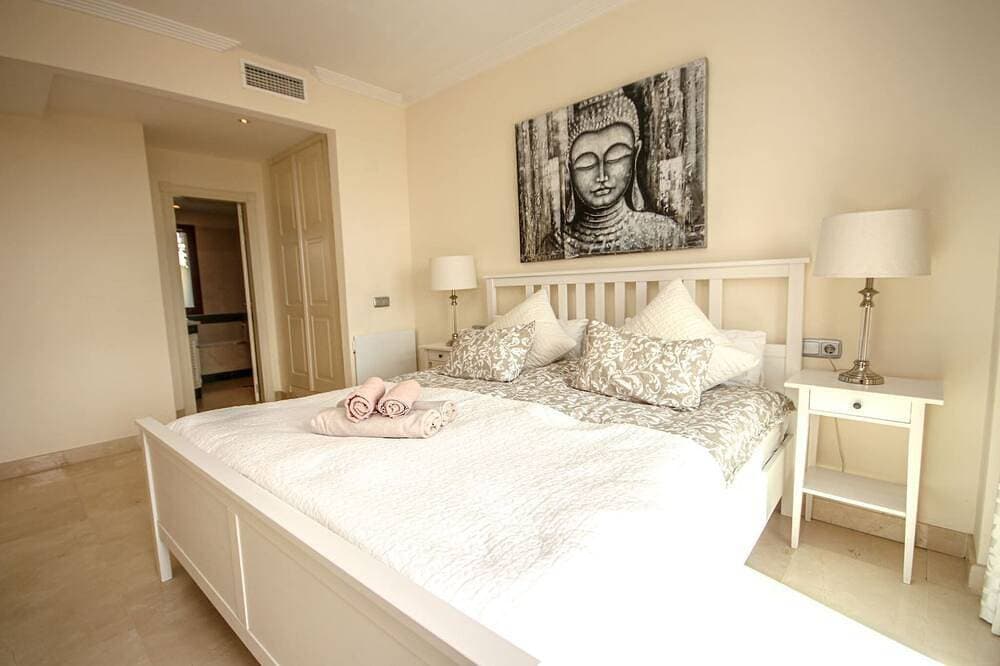 Foto 3 von 27: Penthouse Estepona great sea views & beach access