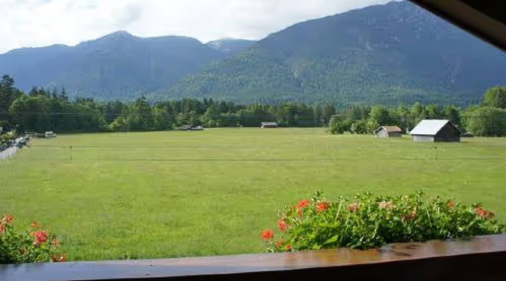 Foto 9 von 13: Ferienwohnung 'Kramerblick' mit Bergblick und Balkon