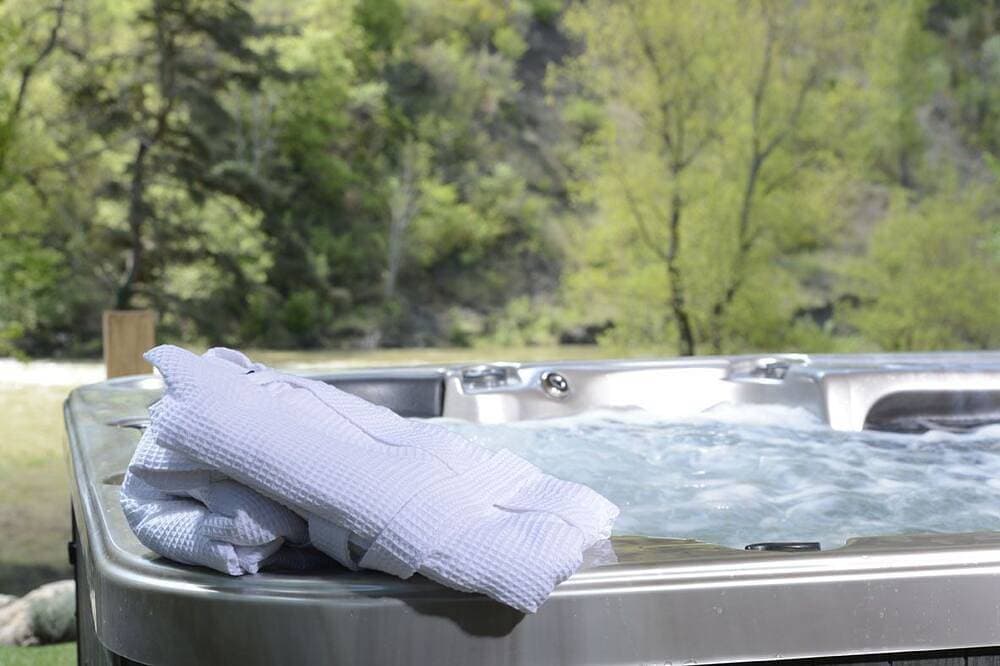 Foto 10 von 30: Moderne 5-Sterne-Villa Design & Nature ® Spa Privatstrand Gorges du Tarn