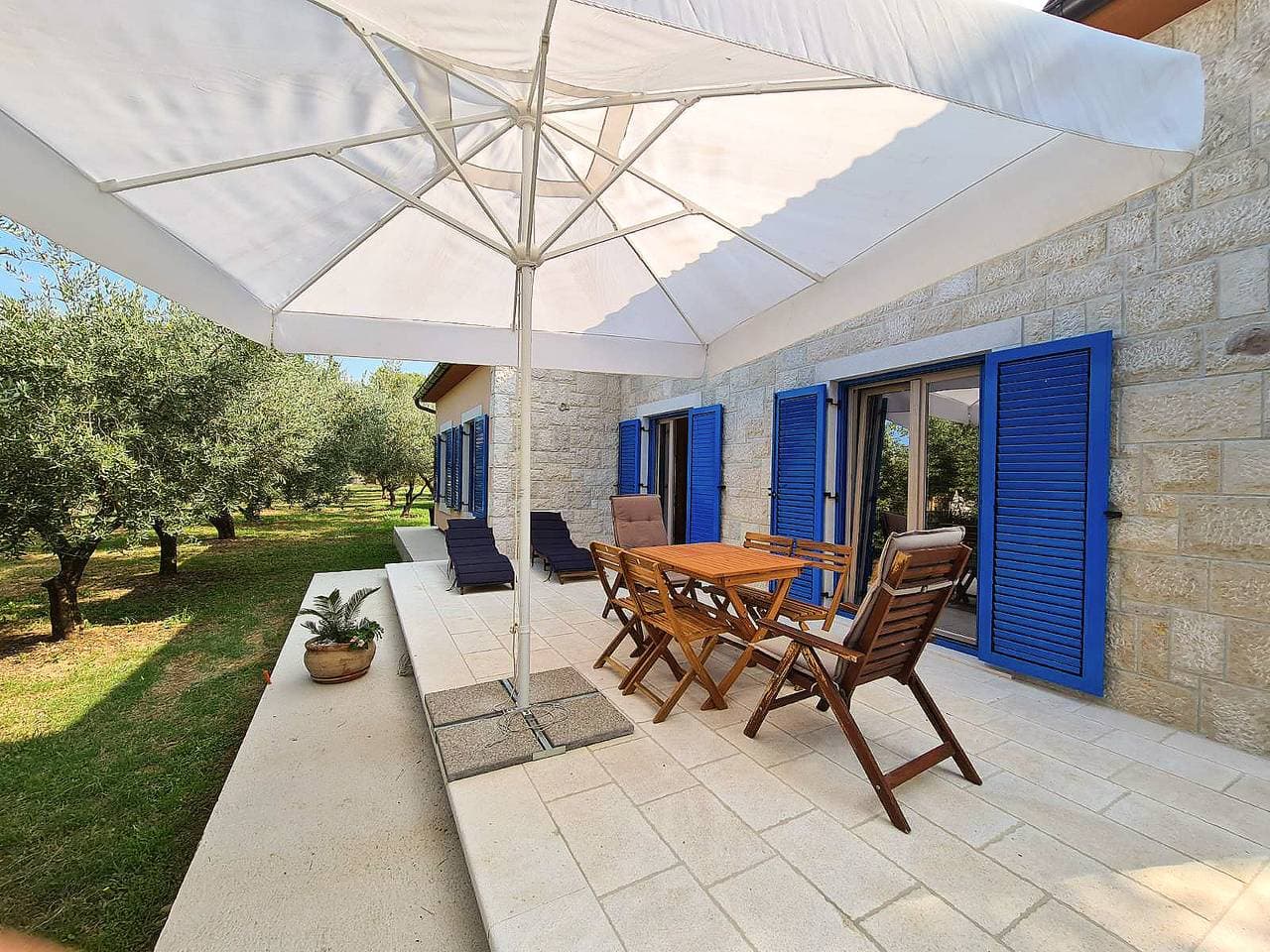 Foto 4 von 25: Ferienhaus für 5 Personen mit Terrasse