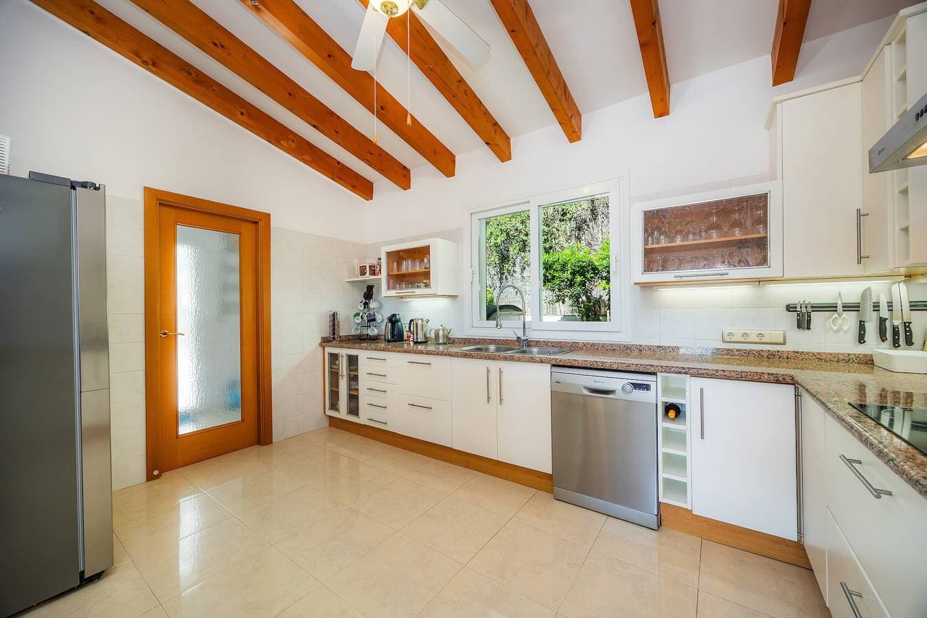 Foto 8 von 29: Villa 'Victoria' mit privatem Pool, WLAN und Klimaanlage