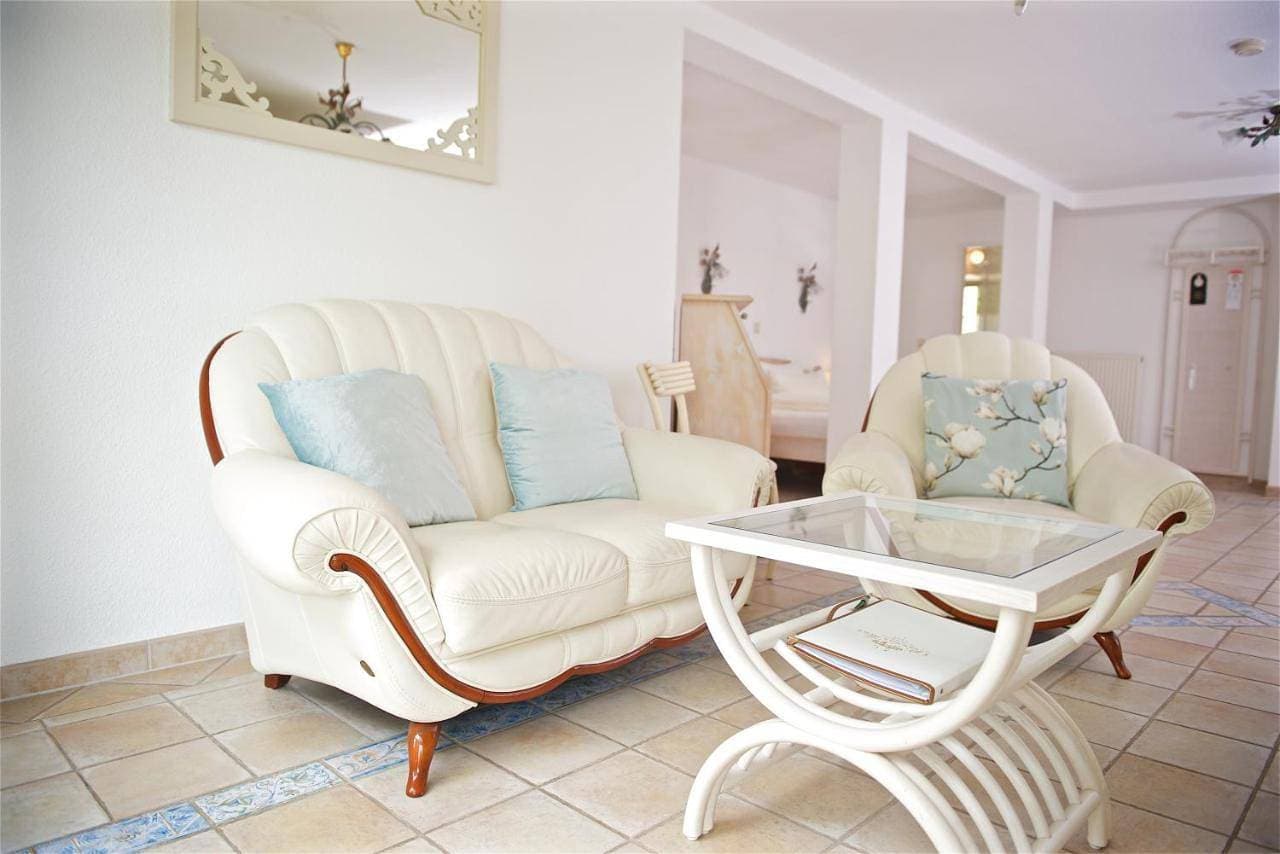Foto 6 von 10: Double Room  House 1