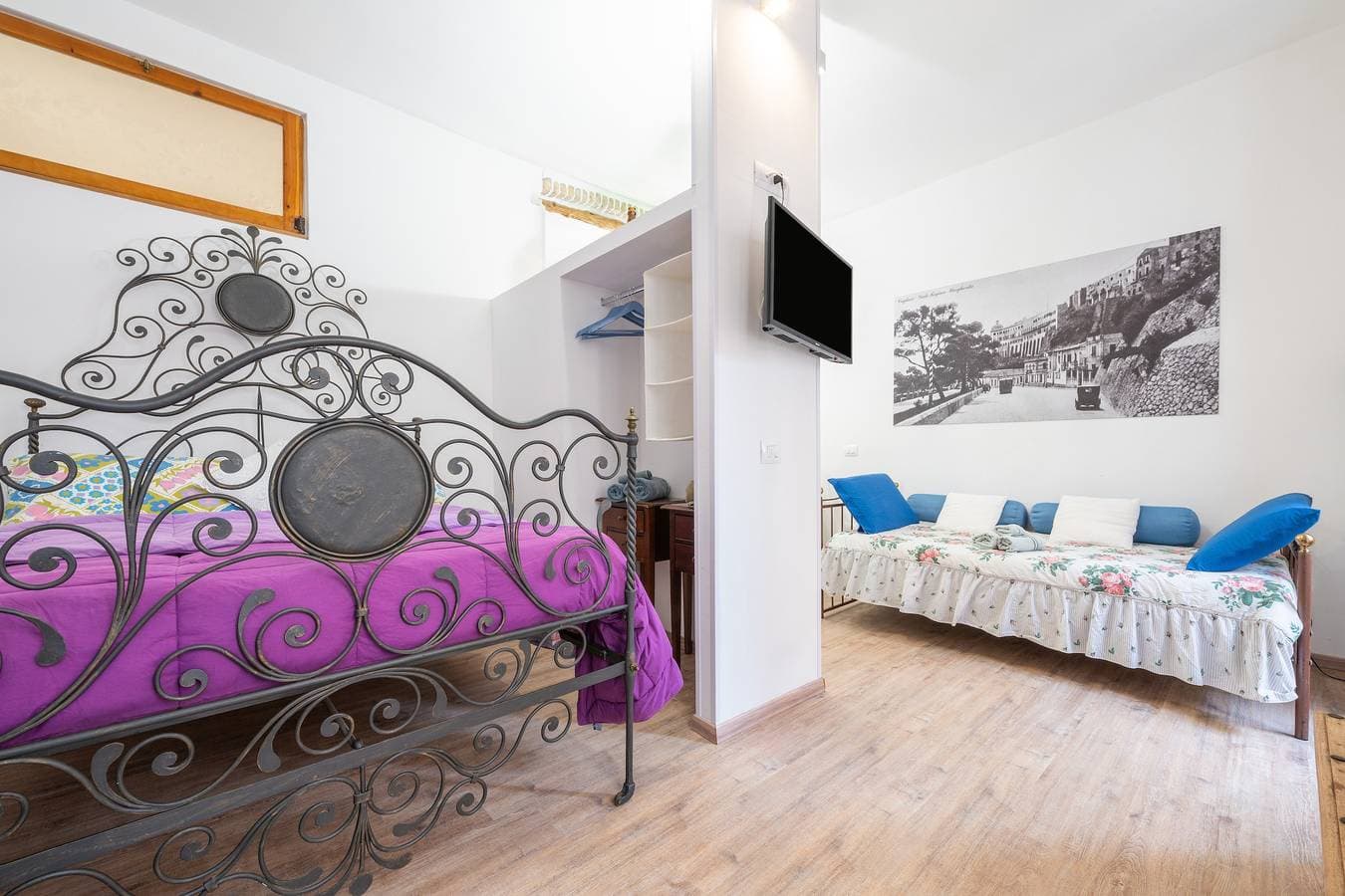 Foto 4 von 22: Einzimmerapartment 'Alla Marina Monolocale Deluxe' mit Balkon, WLAN und Klimaanlage