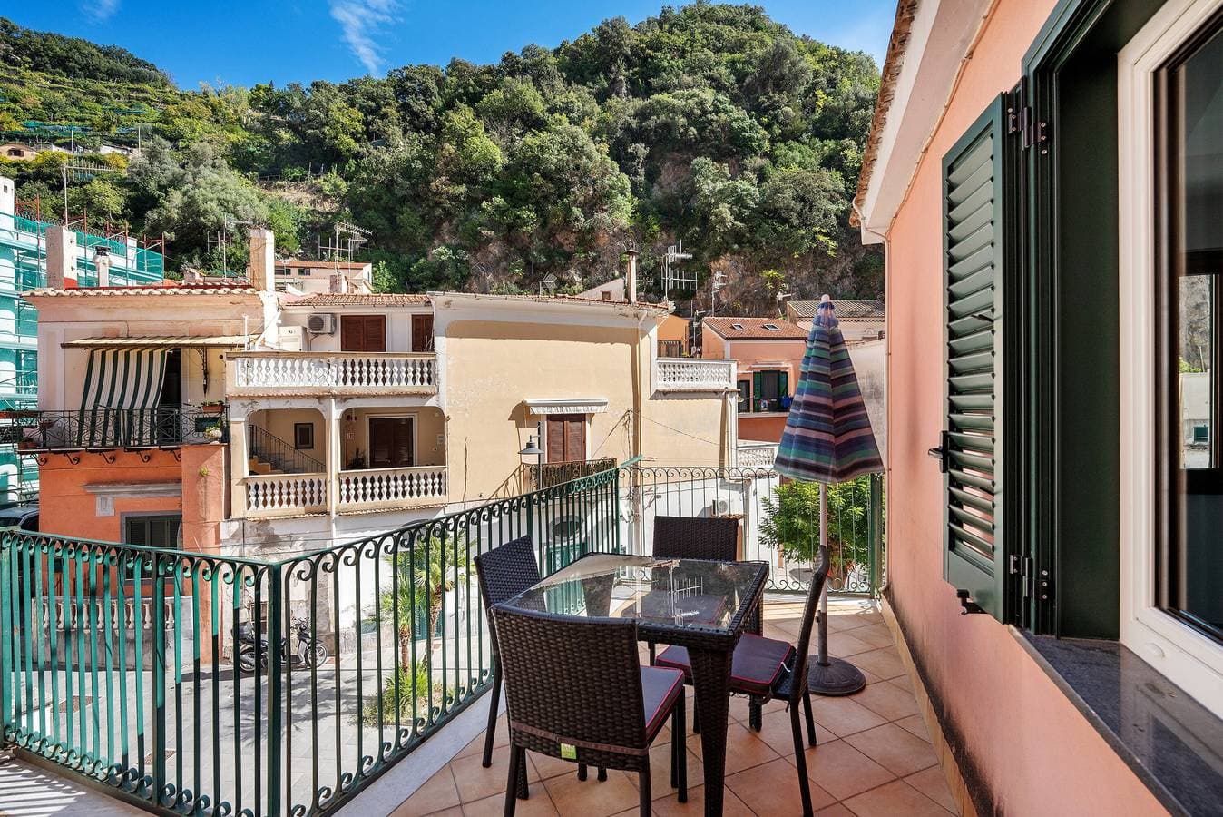Foto 2 von 18: Apartment 'Ce Tour - Casa Cetara Centro' mit Balkon, WLAN und Klimaanlage