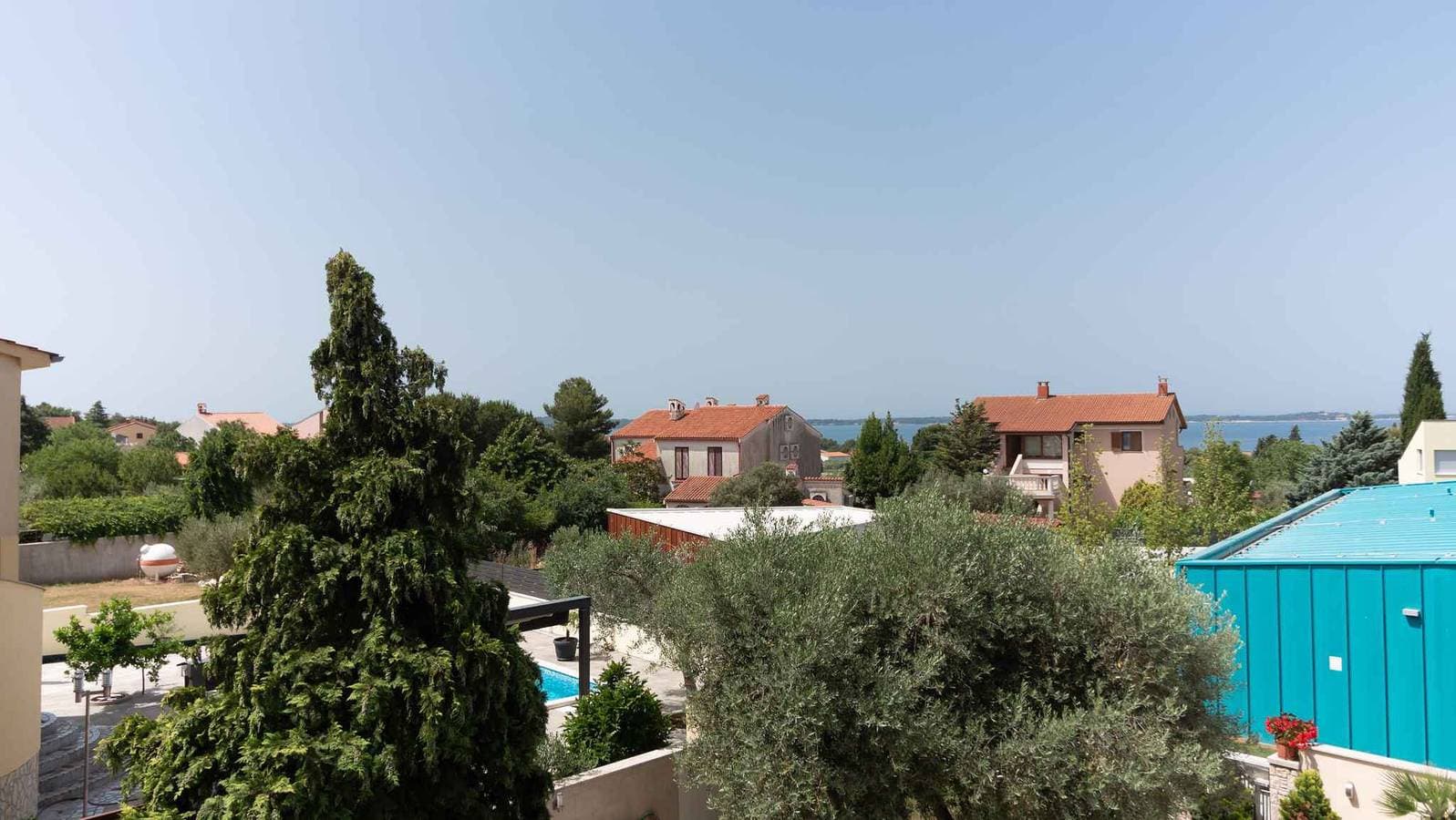 Foto 10 von 33: Studio mit Balkon und Meerblick