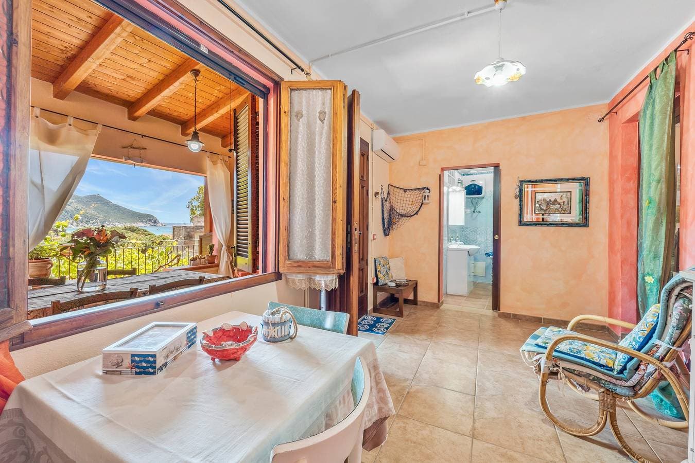Foto 5 von 25: Ferienhaus 'Villetta Degli Oleandri' mit Meerblick, privater Terrasse und Klimaanlage