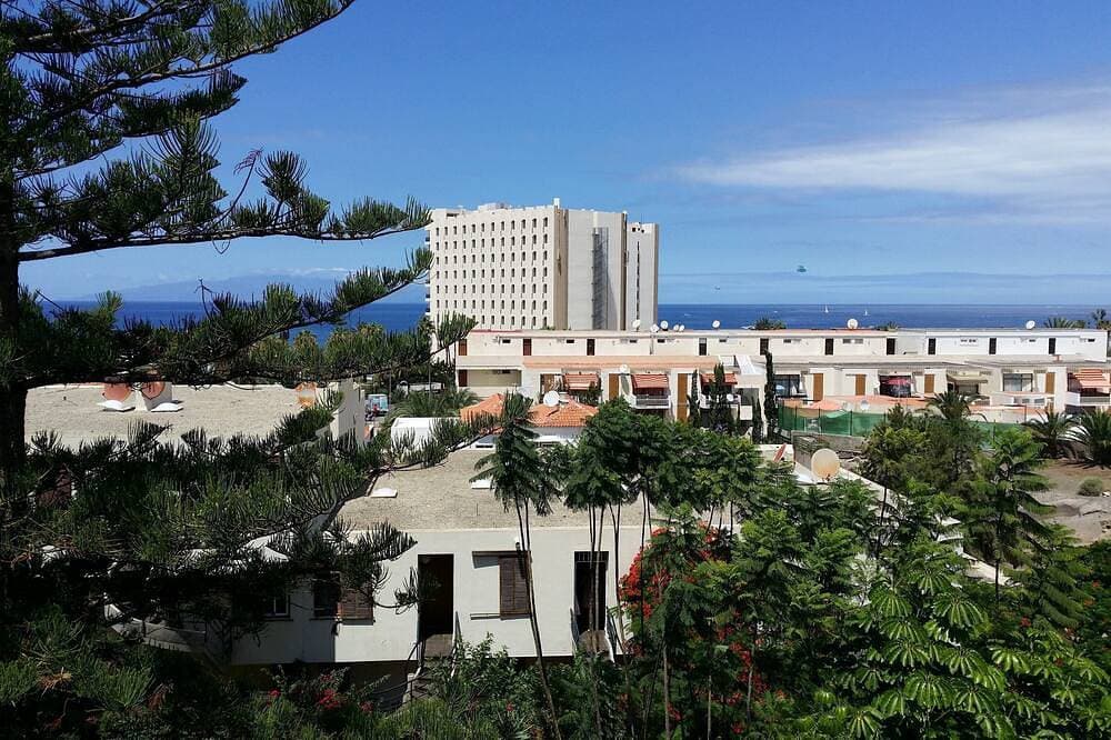 Apartment Jacaranda mit Pool, nur wenige Meter zum Meer und Strand, Wifi, Sat-TV 1