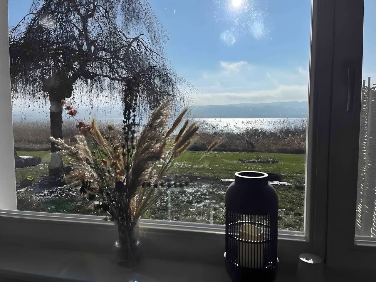 Foto 4 von 45: Premium Ferienwohnung 'Seezauber Direkt Am Wasser' mit Seeblick, privater Terrasse und WLAN